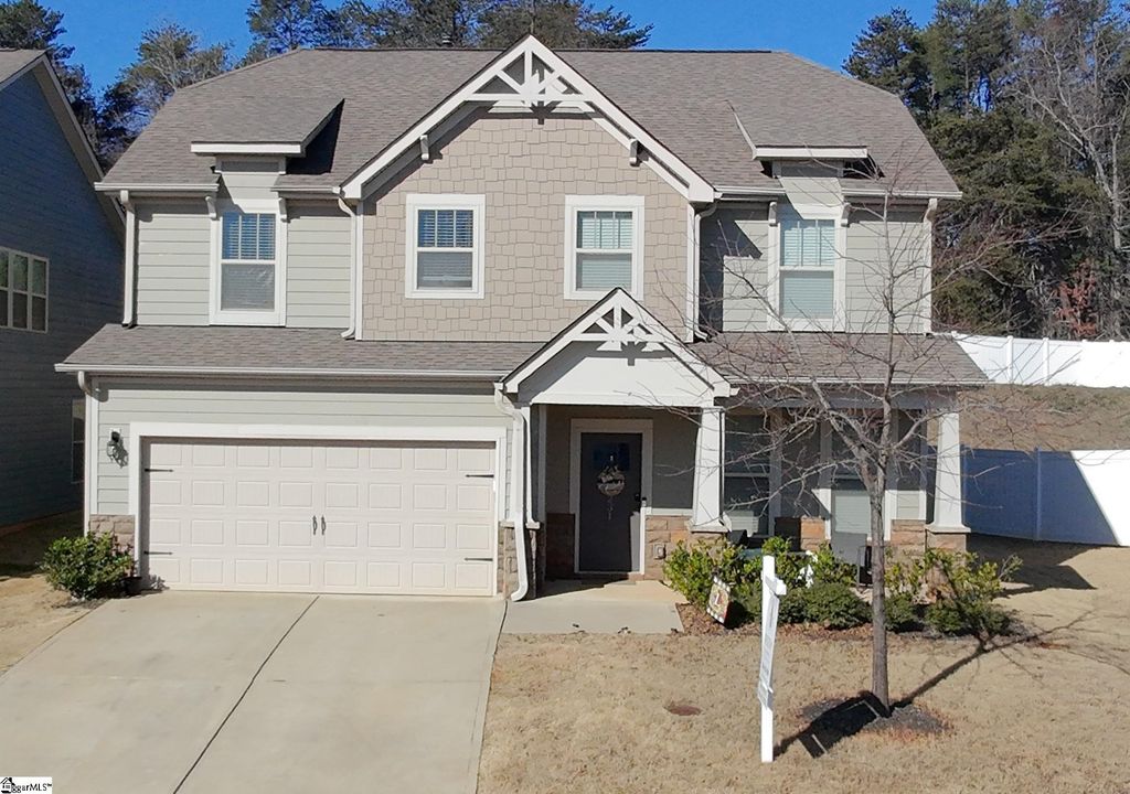 231 Raleighwood Lane, Simpsonville, SC 29681