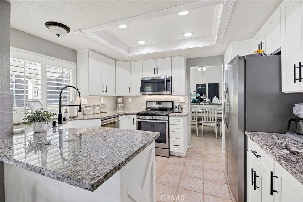 Image 20 of property listing at 42091 Bancroft, Hemet, CA 92544