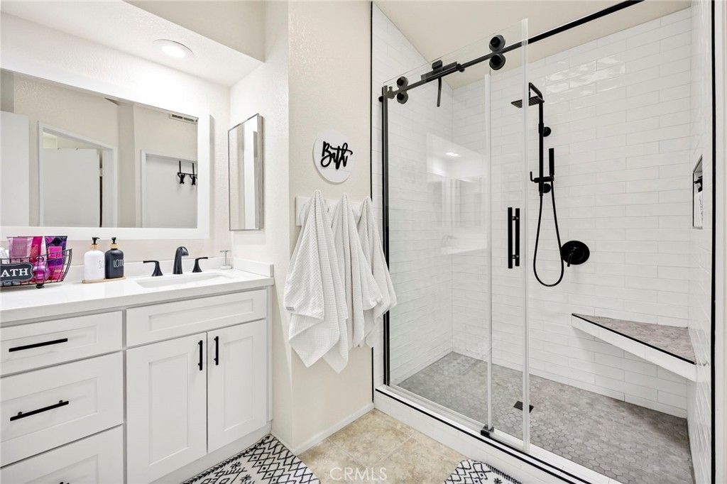 Image 28 of property listing at 42091 Bancroft, Hemet, CA 92544