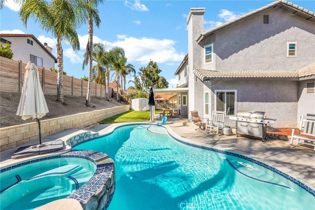Image 41 of property listing at 42091 Bancroft, Hemet, CA 92544