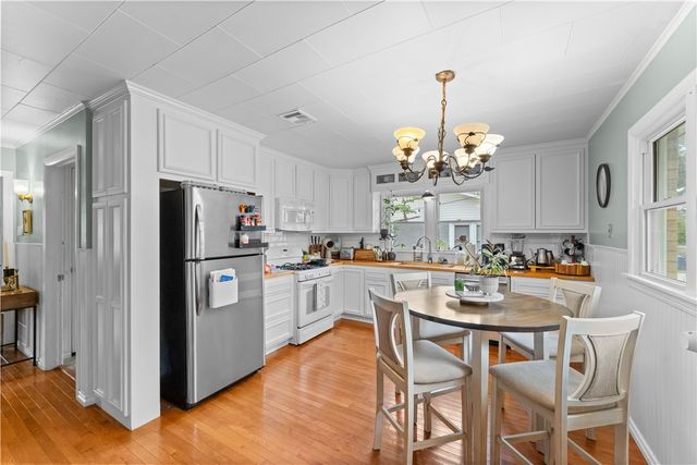 704 NW A Street, Bentonville, AR 72712