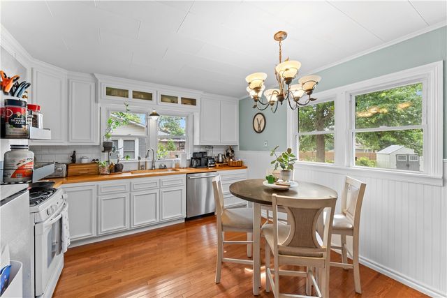 704 NW A Street, Bentonville, AR 72712