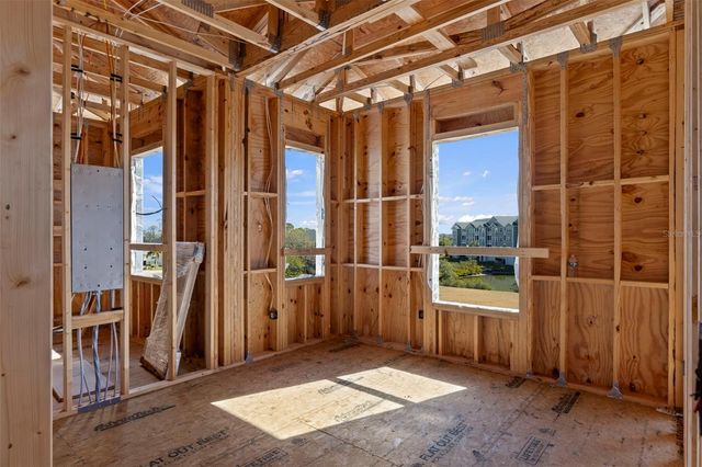 5815 ELISABETHAN LANE, New Port Richey, FL 34652