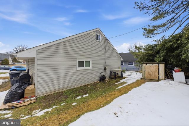 2008 LONGVIEW CT, Rosedale, MD 21237