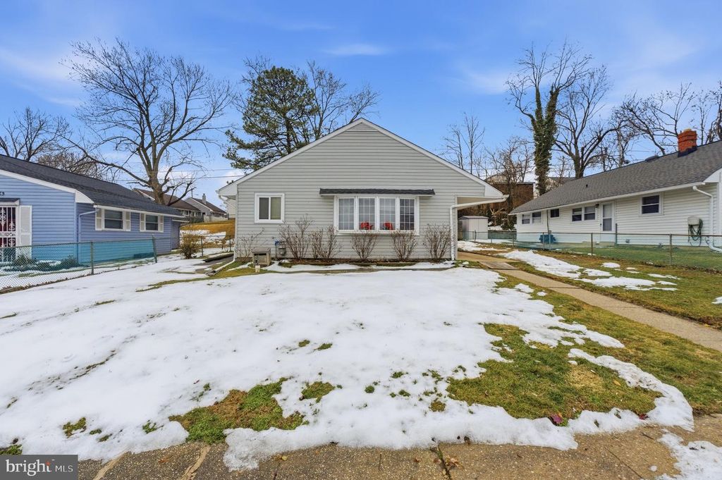 2008 LONGVIEW CT, Rosedale, MD 21237