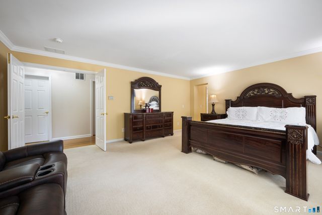 12 Crowne Pond Lane 12, Wilton, CT 06897