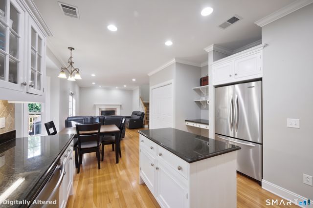 12 Crowne Pond Lane 12, Wilton, CT 06897