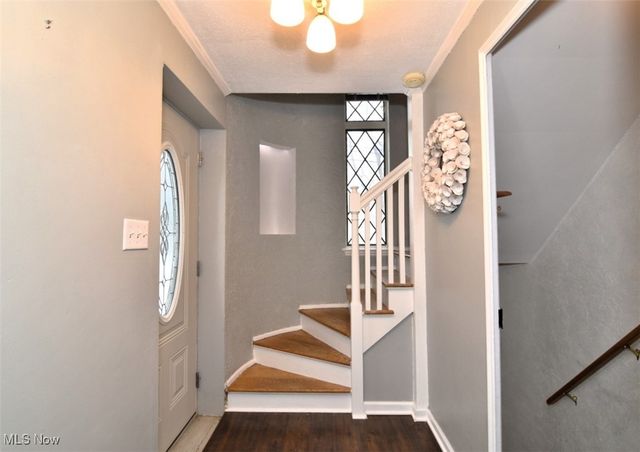 1361 Dorsh Road, South Euclid, OH 44121