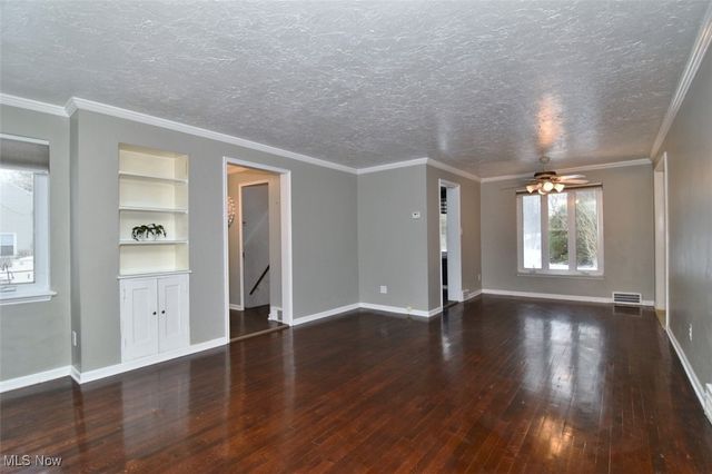 1361 Dorsh Road, South Euclid, OH 44121