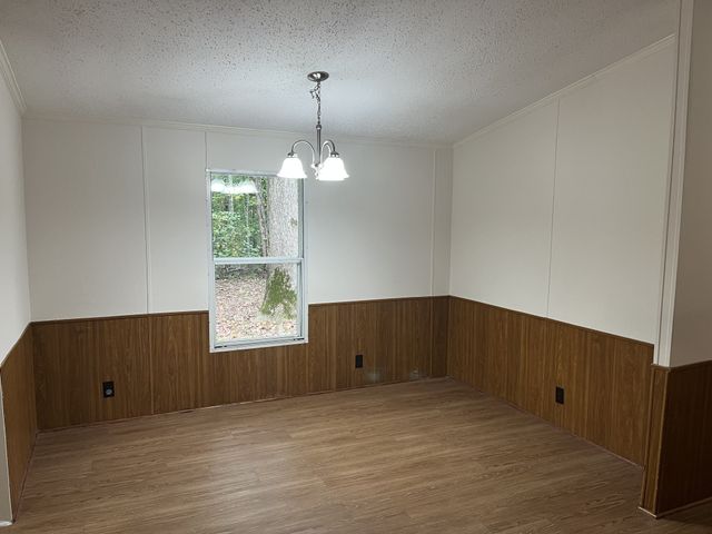 1065 Valley View Rd, Ashland City, TN 37015