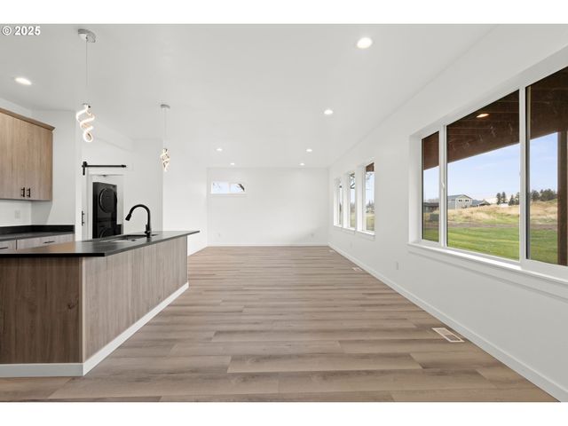 240 HERITAGE Ln, Union, OR 97883