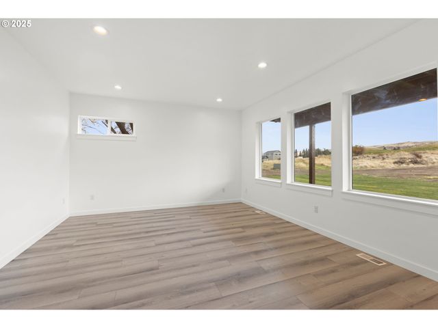 240 HERITAGE Ln, Union, OR 97883