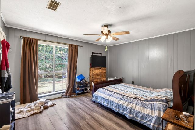 104 Ginger Dr., Hattiesburg, MS 39402