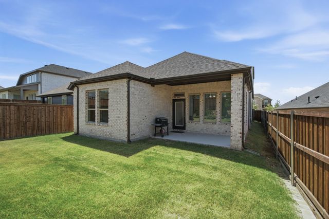 160 Pintail Lane, Rhome, TX 76078
