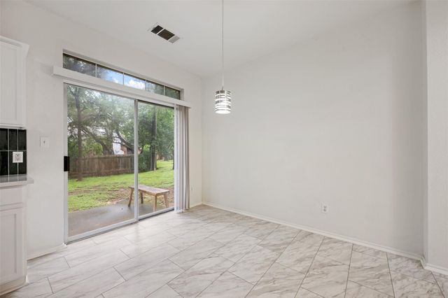 4501 Whispering Valley DR 31, Austin, TX 78727