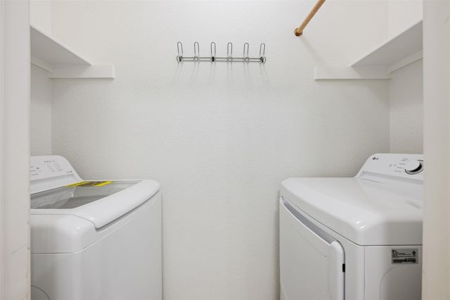 4501 Whispering Valley DR 31, Austin, TX 78727