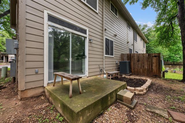 4501 Whispering Valley DR 31, Austin, TX 78727