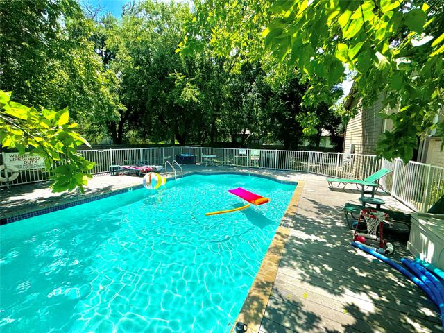 4501 Whispering Valley DR 31, Austin, TX 78727
