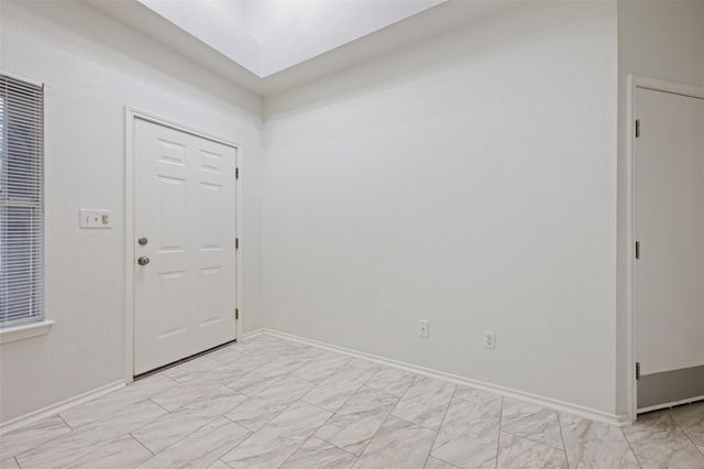 4501 Whispering Valley DR 31, Austin, TX 78727
