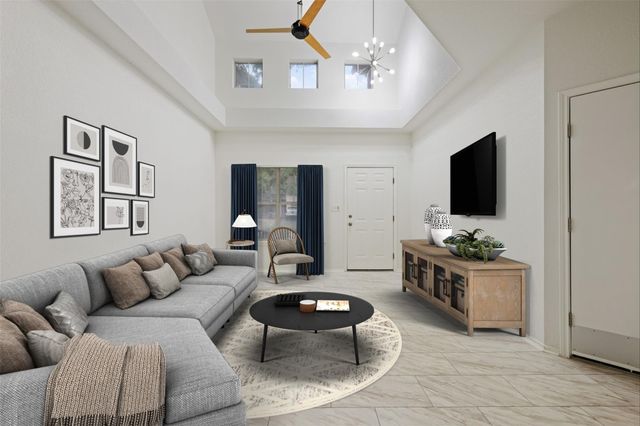 4501 Whispering Valley DR 31, Austin, TX 78727