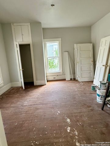 336 Halliday, San Antonio, TX 78210