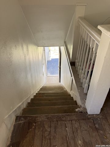 336 Halliday, San Antonio, TX 78210
