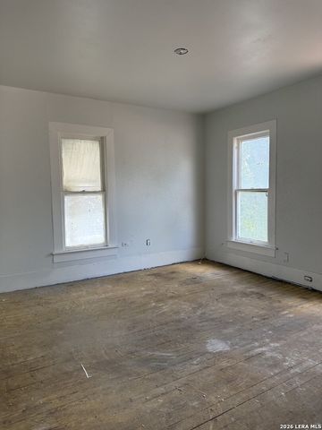 336 Halliday, San Antonio, TX 78210