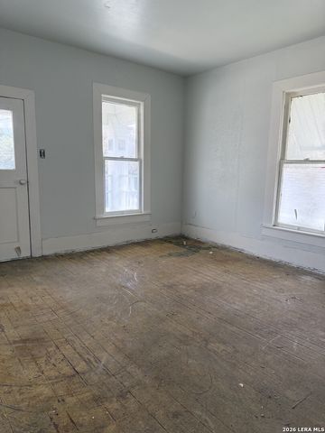 336 Halliday, San Antonio, TX 78210