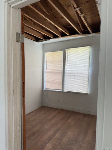 336 Halliday, San Antonio, TX 78210