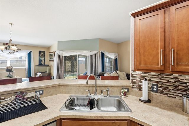 104 BENTLEY OAKS BOULEVARD, Auburndale, FL 33823