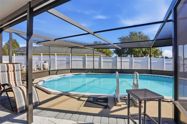 104 BENTLEY OAKS BOULEVARD, Auburndale, FL 33823