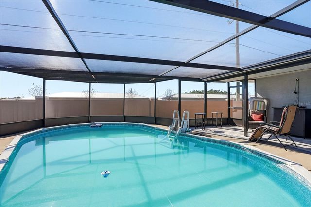 104 BENTLEY OAKS BOULEVARD, Auburndale, FL 33823