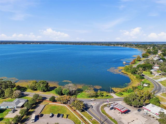 104 BENTLEY OAKS BOULEVARD, Auburndale, FL 33823