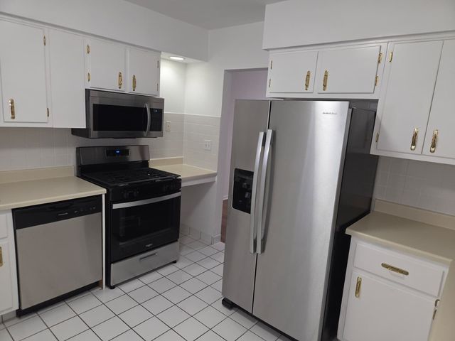 1115 N Harlem Avenue 1C, Oak Park, IL 60302