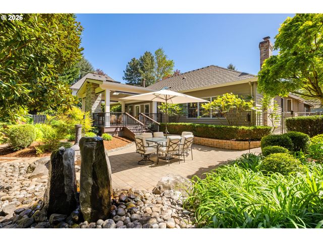 3855 RIVERS EDGE Dr, Lake Oswego, OR 97034