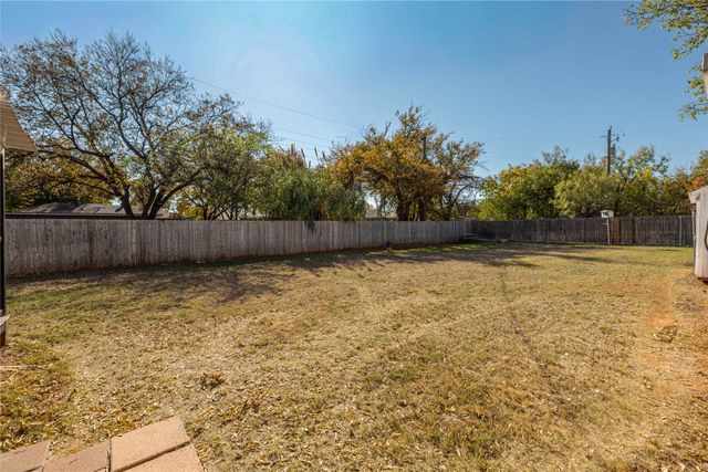 890 Sunset Drive, Abilene, TX 79605
