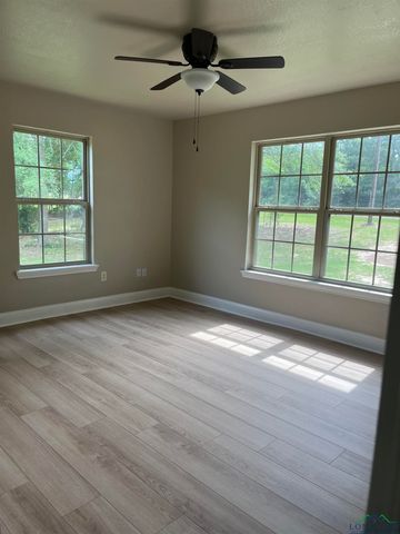 5832 Cooks Rd., Marshall, TX 75670