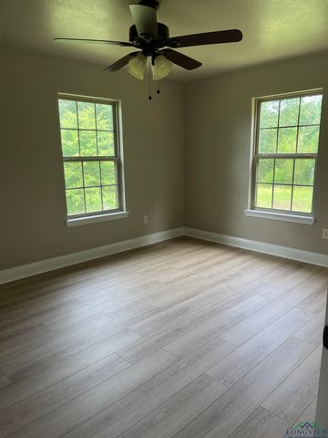 5832 Cooks Rd., Marshall, TX 75670