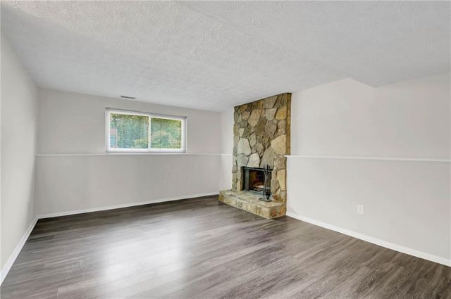570 Sheringham Court, Roswell, GA 30076
