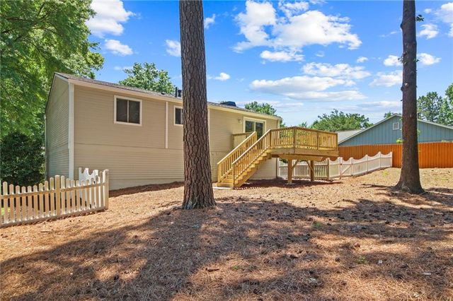 570 Sheringham Court, Roswell, GA 30076