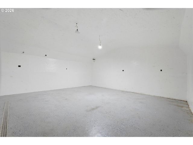21090 Nw DAIRY CREEK Rd, North Plains, OR 97133