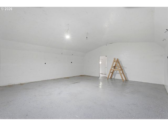 21090 Nw DAIRY CREEK Rd, North Plains, OR 97133