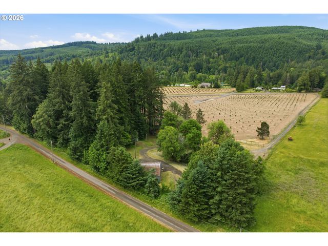 21090 Nw DAIRY CREEK Rd, North Plains, OR 97133