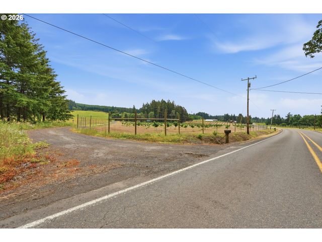 21090 Nw DAIRY CREEK Rd, North Plains, OR 97133