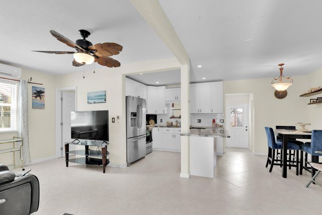 5221 NE 16th Avenue, Pompano Beach, FL 33064