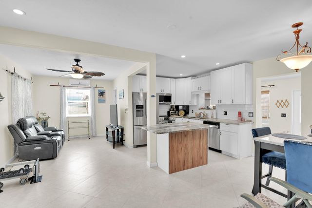 5221 NE 16th Avenue, Pompano Beach, FL 33064