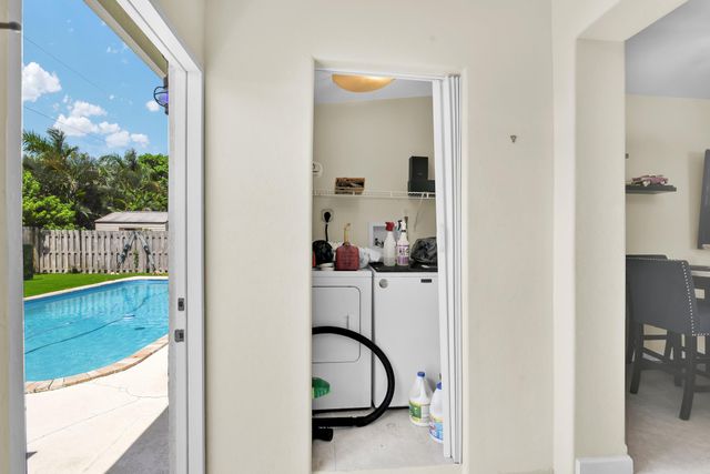 5221 NE 16th Avenue, Pompano Beach, FL 33064