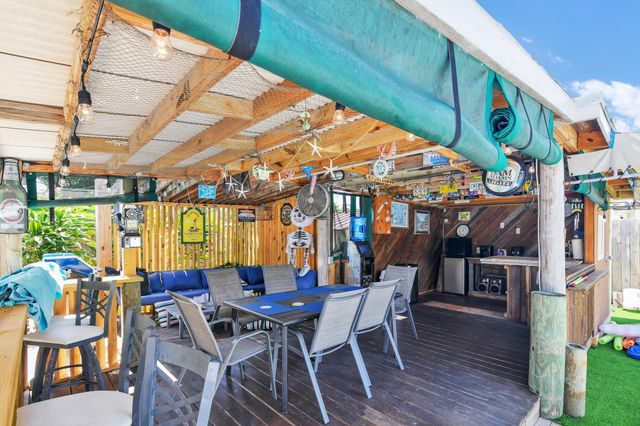 5221 NE 16th Avenue, Pompano Beach, FL 33064