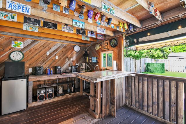 5221 NE 16th Avenue, Pompano Beach, FL 33064