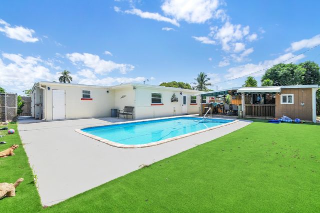 5221 NE 16th Avenue, Pompano Beach, FL 33064